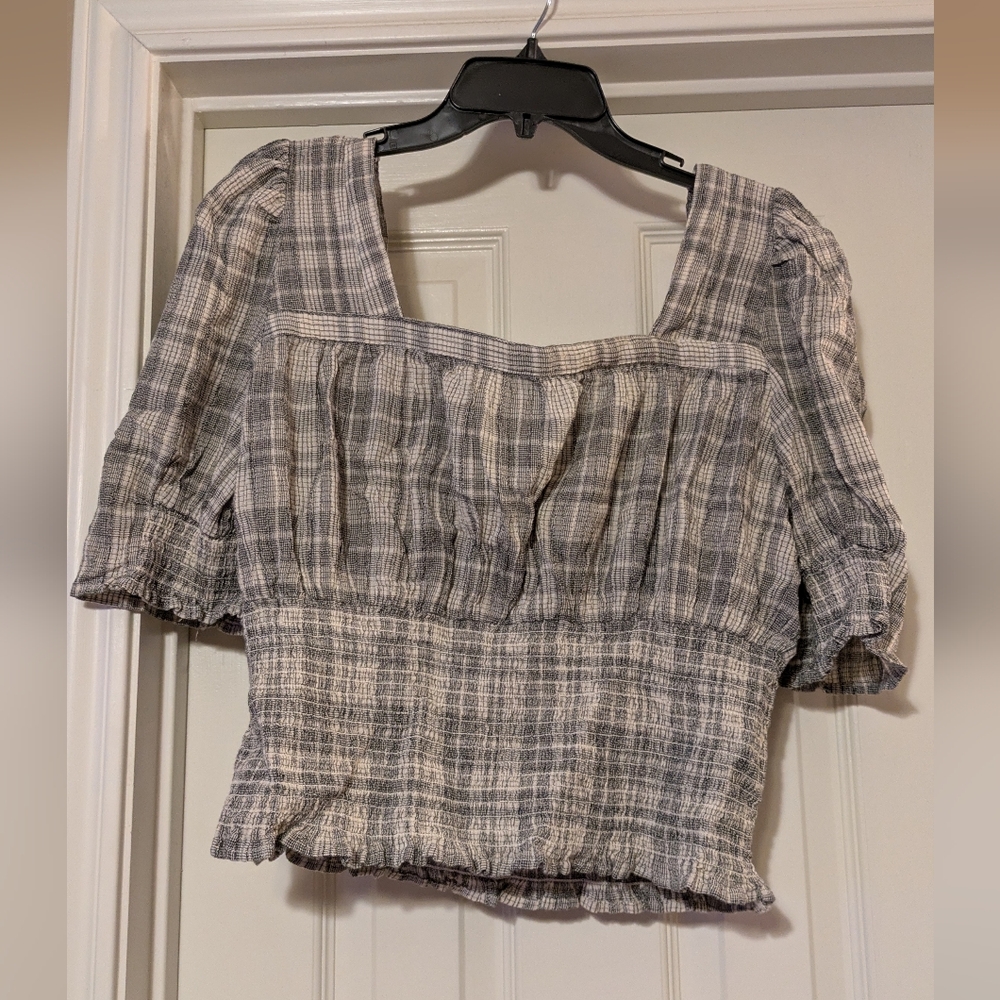Universal Thread Gray Plaid Crop Top